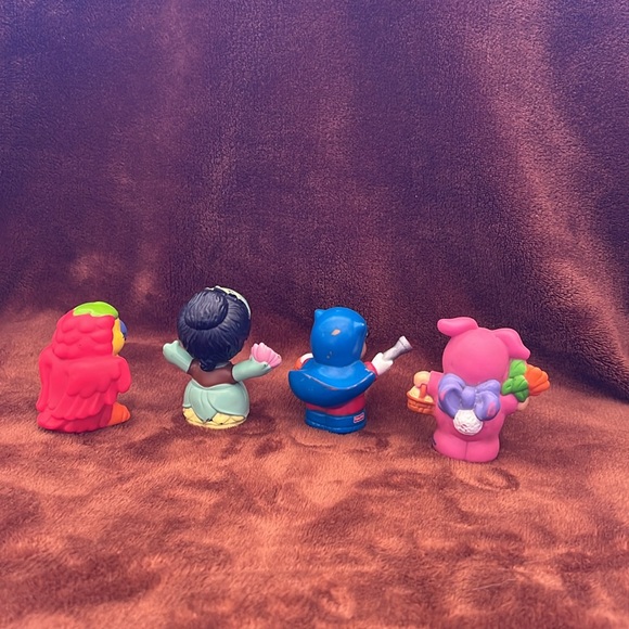 Little People Lot #5 - Picture 3 of 5